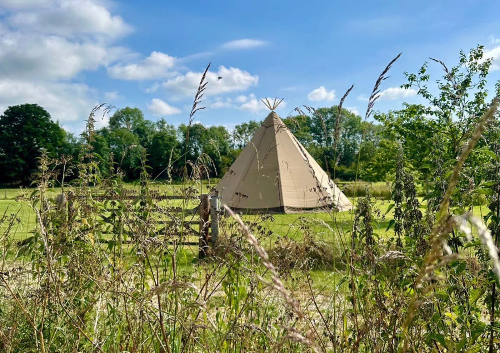 "Flourish healing retreat outdoor tipi experience at Berry Farm, South Cerney, Cirencester"